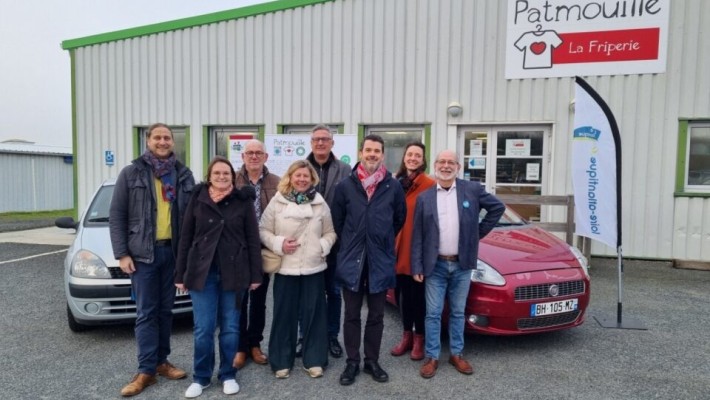 Location de voitures à tarif solidaire - Mobili'izi